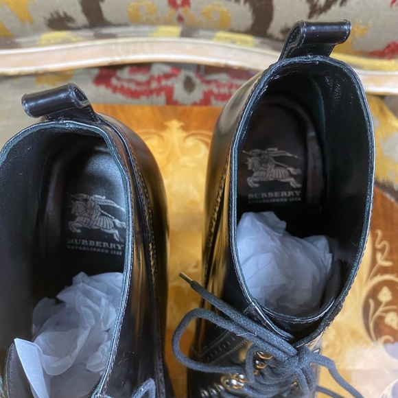 Burberry Whitman Lace Up Ankle Boots - Picture 15 of 16